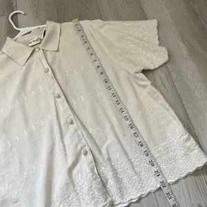 Vintage Embroidered Shirt short sleeve button up boxy crop womens Cream (medium) thumbnail 6