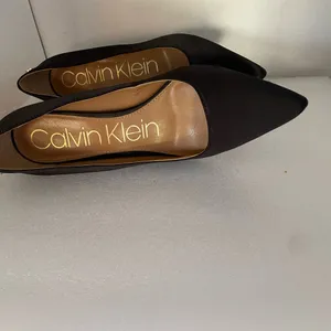 Calvin Klein Women's Elegant Black Heels thumbnail 5