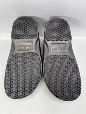 TredSafe Clogs Unisex M6/W8 Black Rubber Oil Slip Resistant Casual Round Toe thumbnail 7