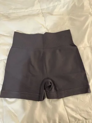 Gym Shorts Gray Size M thumbnail 3