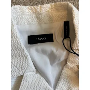 Theory Short Sleeve‎ Cropped Jacket 4 White Seersucker Button Up O0304101 thumbnail 2
