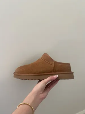 UGG Mini Boots thumbnail 4