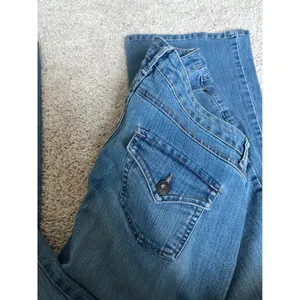 Low Rise Flare Jeans Y2K Wide Leg Denim Medium Wash Jeanstar Flap Pocket Pants thumbnail 3