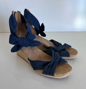 Ugg Women's Traci Espadrille Wedge Navy Blue Wrap Ankle Bow Sandal Resortwear thumbnail 1