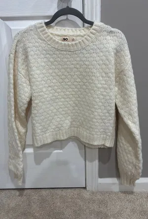 Sweater thumbnail 1