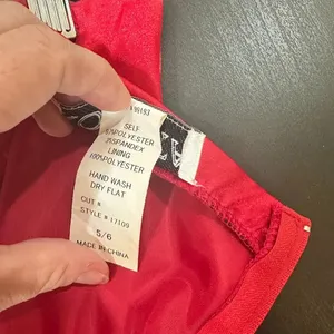 VINTAGE Roberta Party Dress Red Satin Strapless Pleated Bodice - size 5/6 thumbnail 11