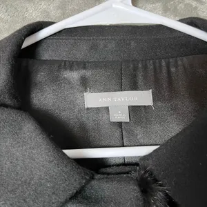 Ann Taylor Black Wool Cashmere Fur Trim Blazer Quiet Luxury‎ Classic Chic Size 8 thumbnail 4