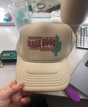 Trucker hat Tan thumbnail 1
