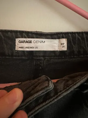 Distressed Black Denim Jeans thumbnail 3