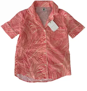 Women's Pink Wave-Print Short Sleeve Pajama Top thumbnail 1