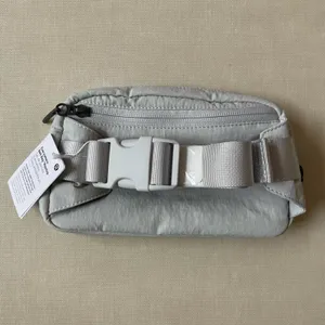 Lululemon Everywhere Belt Bag Ripstop - Silver Drop thumbnail 5
