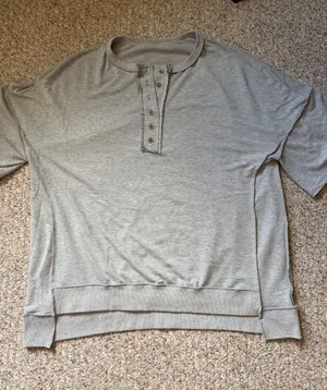 Solid gray Short Sleeve 1/2 Button Top 2XL boho oversized exposed seam Size XXL thumbnail 1
