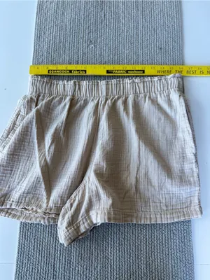 GAP Light Tan Cream Cotton Gauze Elastic Waist Shorts Size Medium thumbnail 7