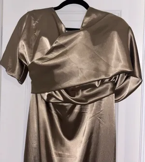 One-Shoulder Wedding Dress By Monvelli Size 12 thumbnail 4