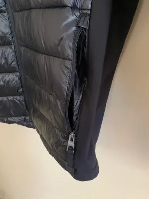Guess Black Puffer Jacket  thumbnail 7