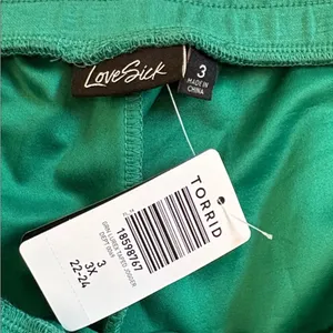 NWT Torrid LoveSick Classic Fit High Rise Lurex Stripe Joggers Green Size 3X thumbnail 6