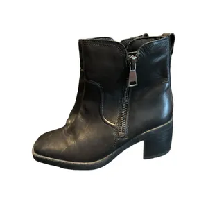 Women's Naturalizer Emmy Black Leather Ankle Boots With Side Zipper & 2-Inch Hee thumbnail 3