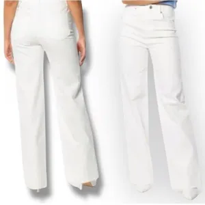 Juicy Couture NWT Women Size 24 White Denim Wide Leg Cuff High Rise Flare Jeans thumbnail 2