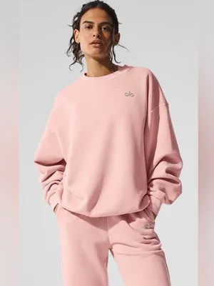 ALO Yoga NWT Accolade Crew Neck Pullover Sweatshirt Pink Quartz Size S SOLD OUT thumbnail 1