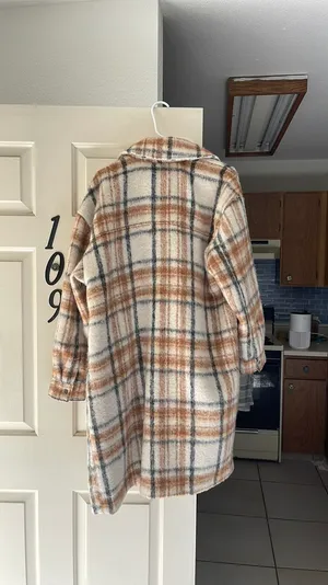 Jacket thumbnail 4