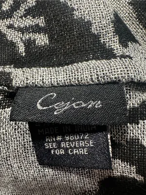Cejon Black and White Bird Jacquard Wrap Scarf thumbnail 4