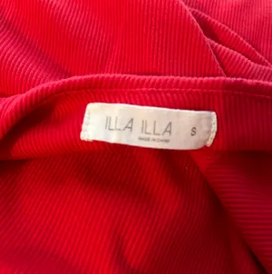 Illa Illa Red Dress thumbnail 3