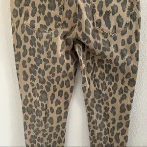 Blank NYC The Reade Crop Catwalk Cropped Denim Animal Print 28 thumbnail 10