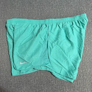 Nike Women’s 10K Running Shorts thumbnail 3