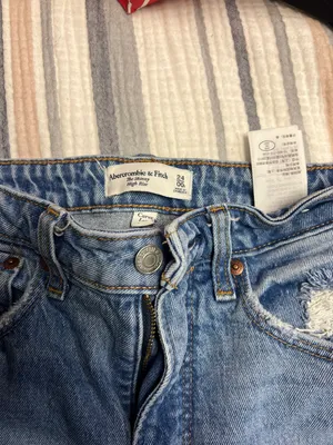 Abercrombie Curve Love Jeans thumbnail 2