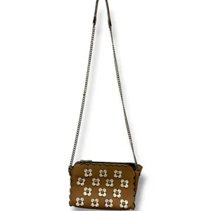 257 Zara | EUC Tan Floral Applique Crossbody Bag (9”x6”x2,5”) thumbnail 8