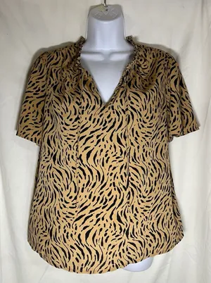 Nine West Women's Top Large Tan Black Tiger Print Short Sleeve Ruffle V-Neck L thumbnail 1