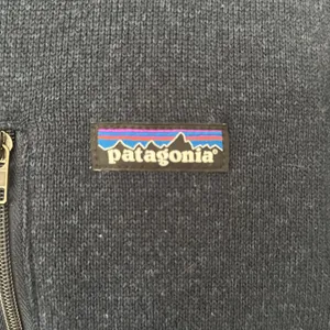 Patagonia Dark Blue Sleeveless Fleece Vest company logo embroidered Size S thumbnail 2