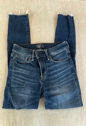 Abercrombie Distressed Skinny Jeans thumbnail 1