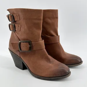 BCBGeneration Toni Ankle Boots Brown Leather Buckle Moto Booties Womens 9M EUC thumbnail 1