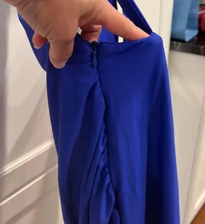 Superdown blue deep V ruched dress with side zipper. New without tags. thumbnail 4