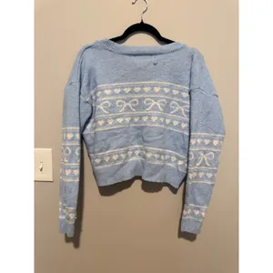 No Boundaries Women Blue Bow Heart Cropped Cardigan Sweater XS Coquette Sweater thumbnail 3