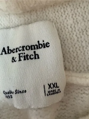 Abercrombie and Fitch Classic Crewneck Sweater - Cream thumbnail 5