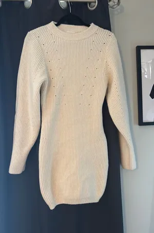 H&M Sweater Dress thumbnail 1