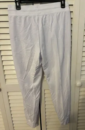 White joggers Size M thumbnail 3