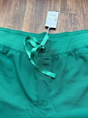 NWT FIGS Women’s Hunter Green Zamora 2.0 Jogger Scrub Pants - Size 4XL Petite thumbnail 6