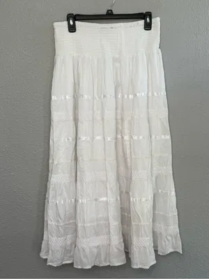 J Gee White Boho Maxi Skirt Size Small Tiered Ribbon Trim thumbnail 2
