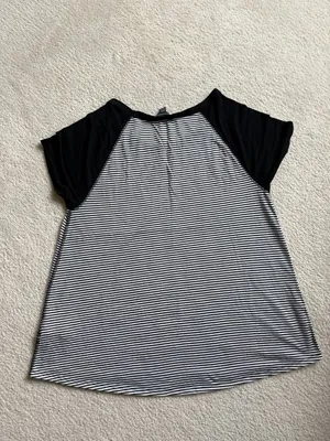 American Eagle Stripped Vintage TShirt in M thumbnail 2