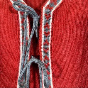 Vintage 70s Vicki Volts Red Grey Sweater Vest Womens S Fall Warm Hippie Folk thumbnail 9