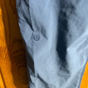 Lululemon Beyond the Studio High Rise Crop Size 2 dance studio pants night sea thumbnail 7
