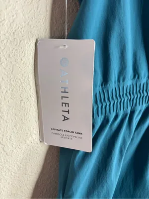 Athleta Poplin Levitate Tank size small thumbnail 4