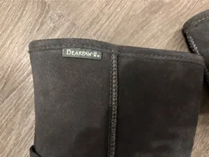 BEARPAW Women’s Boots grey suede with buckle sz7 thumbnail 4