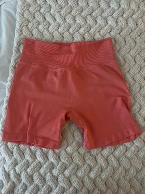 Elite-n-titled Coral Workout Shorts thumbnail 3