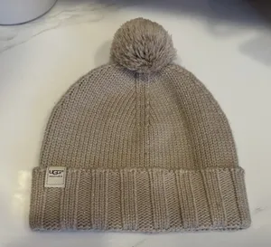 UGG Australia Winter Hat Pom Beanie Beige Metallic Wool Blend Women’s One Size thumbnail 1