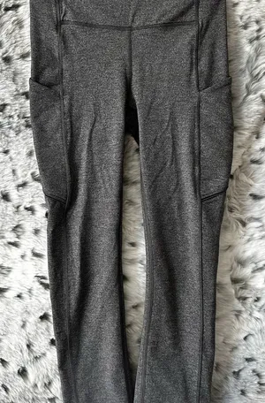 276. Lululemon Speed Up Crop 21" Grey size 2 Gray thumbnail 1