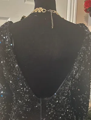 Black evening mini dress thumbnail 5
